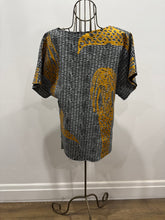 Load image into Gallery viewer, Warrajamba Mermaid handprinted linen top
