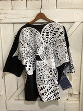 Load image into Gallery viewer, Tawalpin- Cotton Tree Jacket
