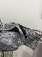 Load image into Gallery viewer, Bolero - dilly bag small - one of a kind
