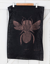 Load image into Gallery viewer, Sugarbag Bee - Handprinted Linen Tea Towel
